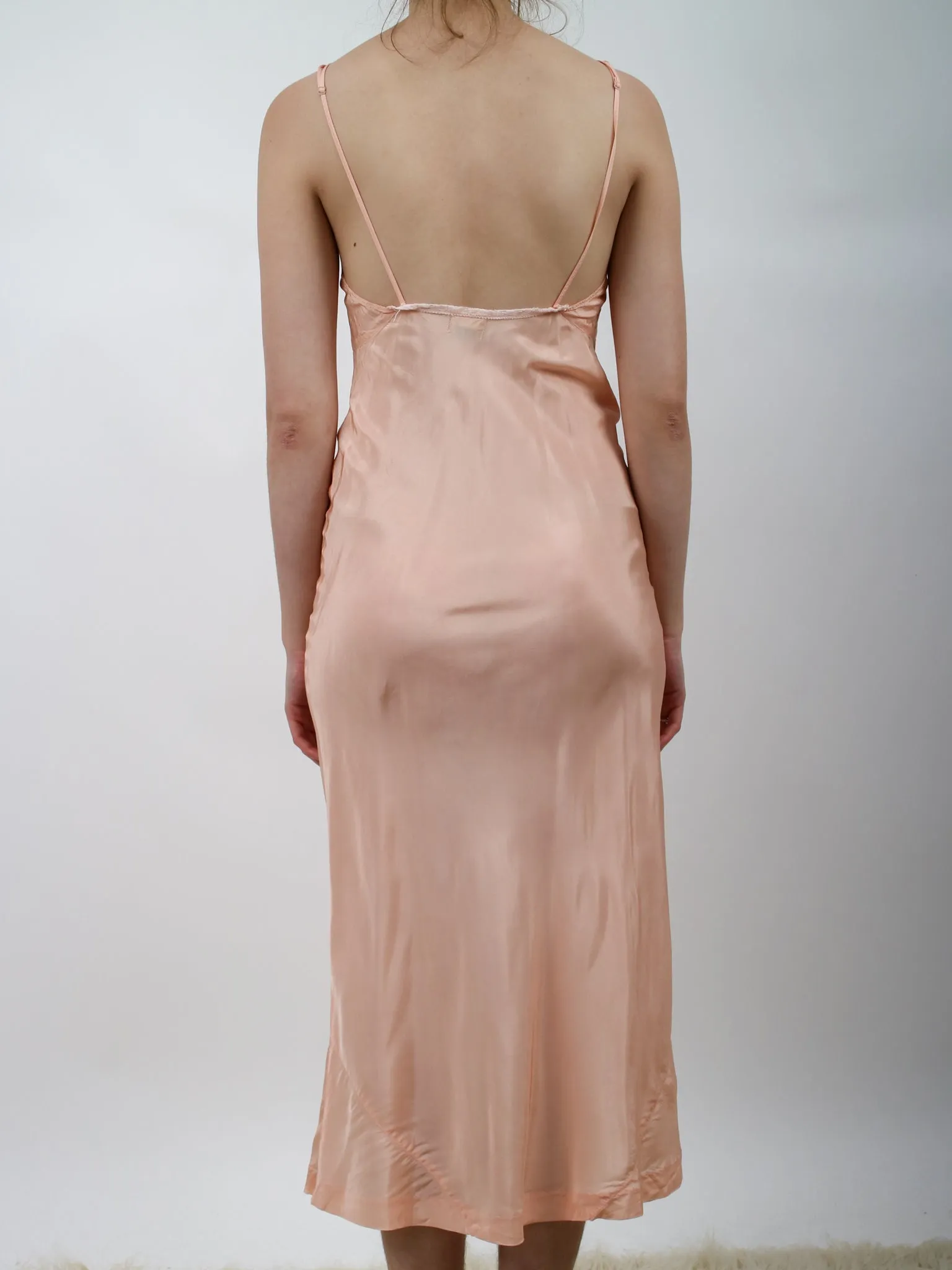 1940s Peach Taffetta Slip Dress