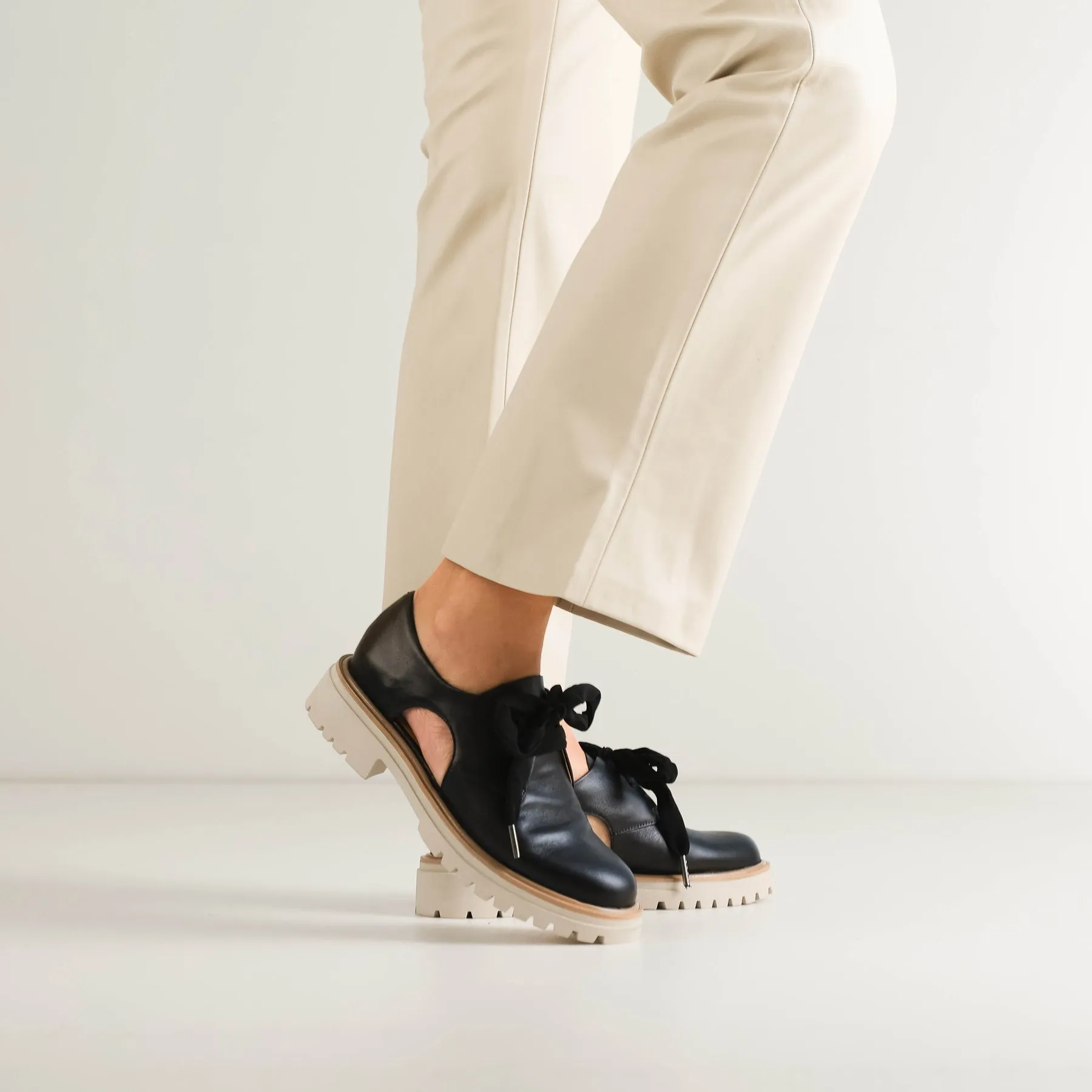 ANISE LEATHER CUT-OUT LOAFERS