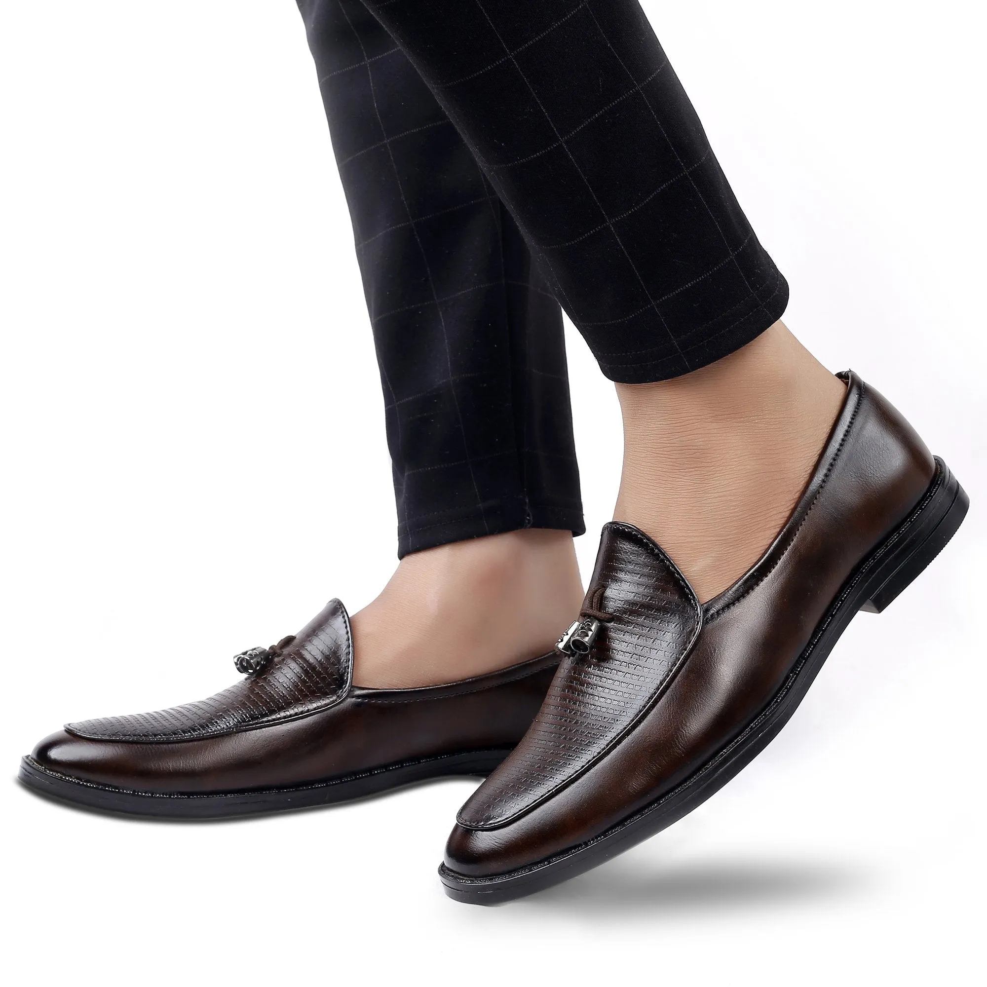 Bxxy's Men's Classic Formal Moccasins