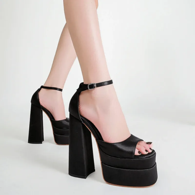 Elanora Platform Heels