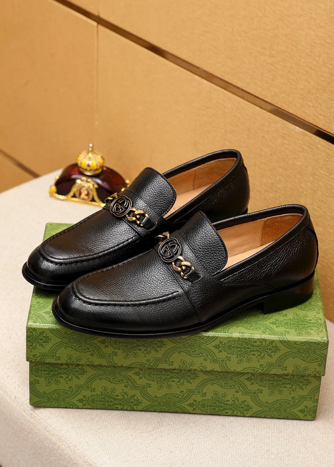 GG MEN'S BLACK LEATHER LOAFERS