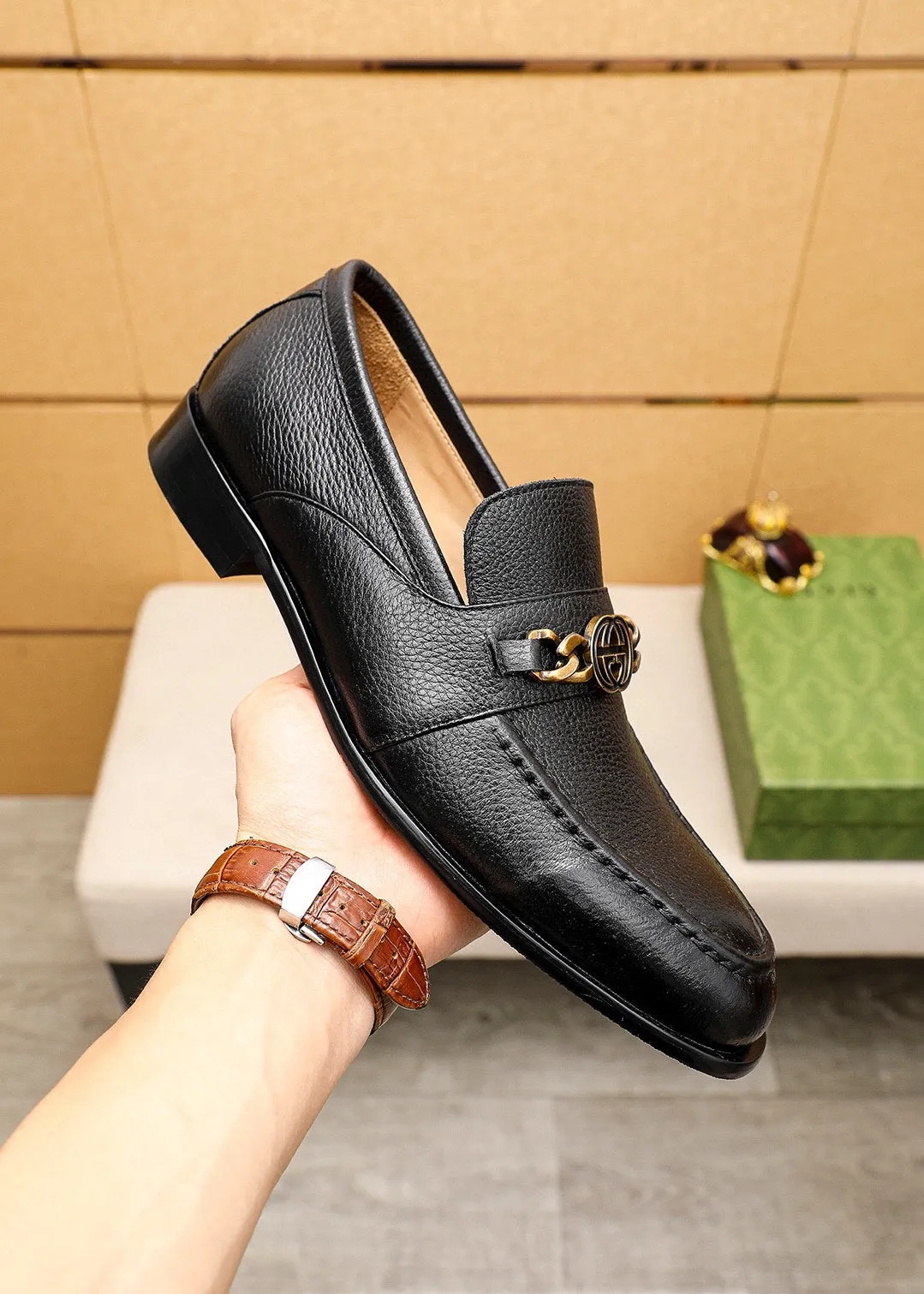 GG MEN'S BLACK LEATHER LOAFERS