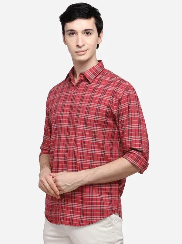 Light Red Regular Fit Checked Casual Shirt | Greenfibre