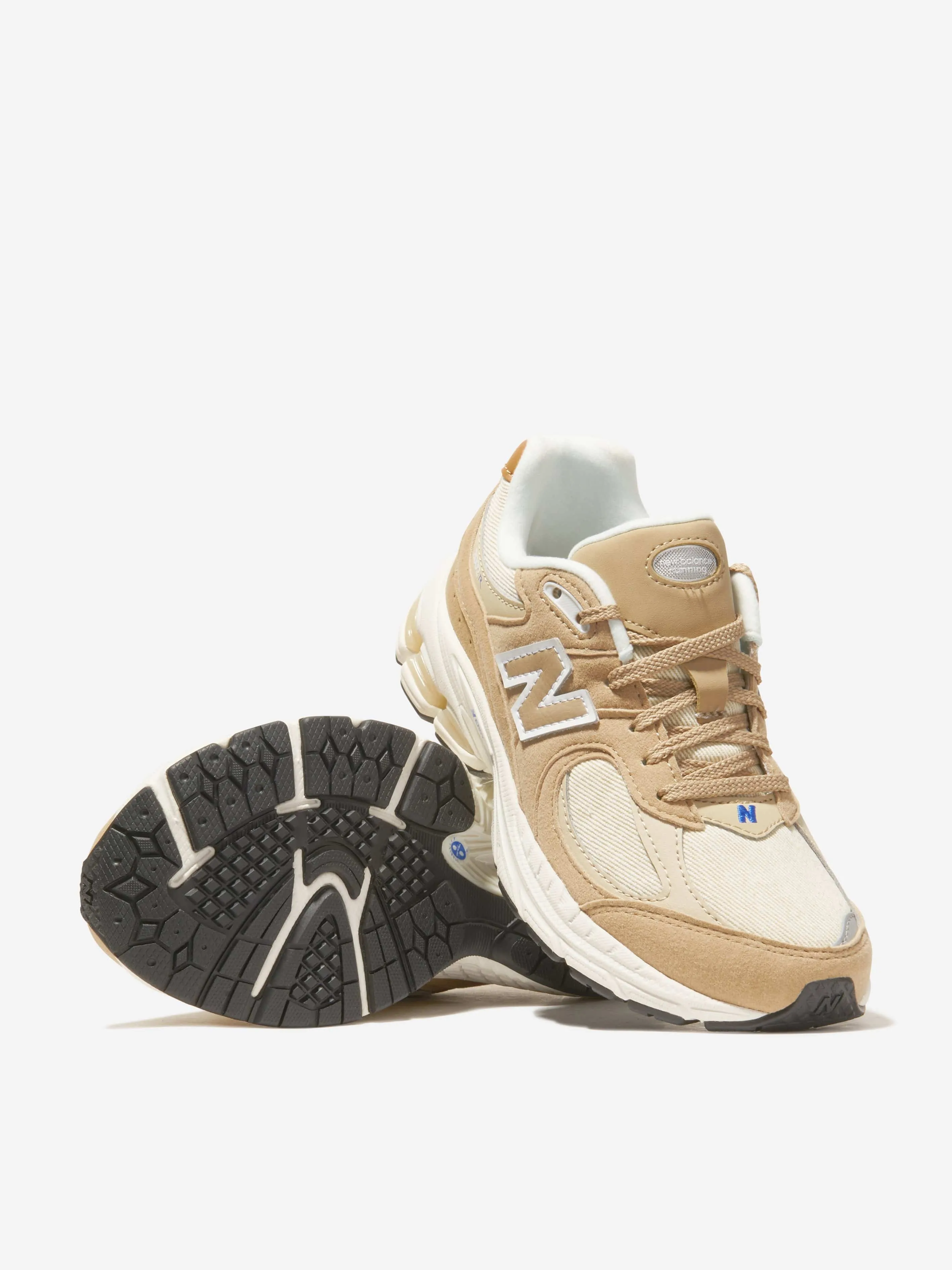 New Balance Kids 2002 Lace Up Logo Trainers in Beige