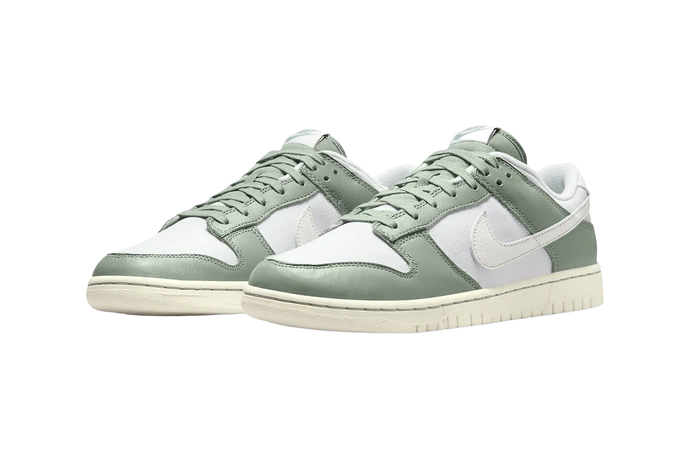 NIKE DUNK LOW MICA GREEN