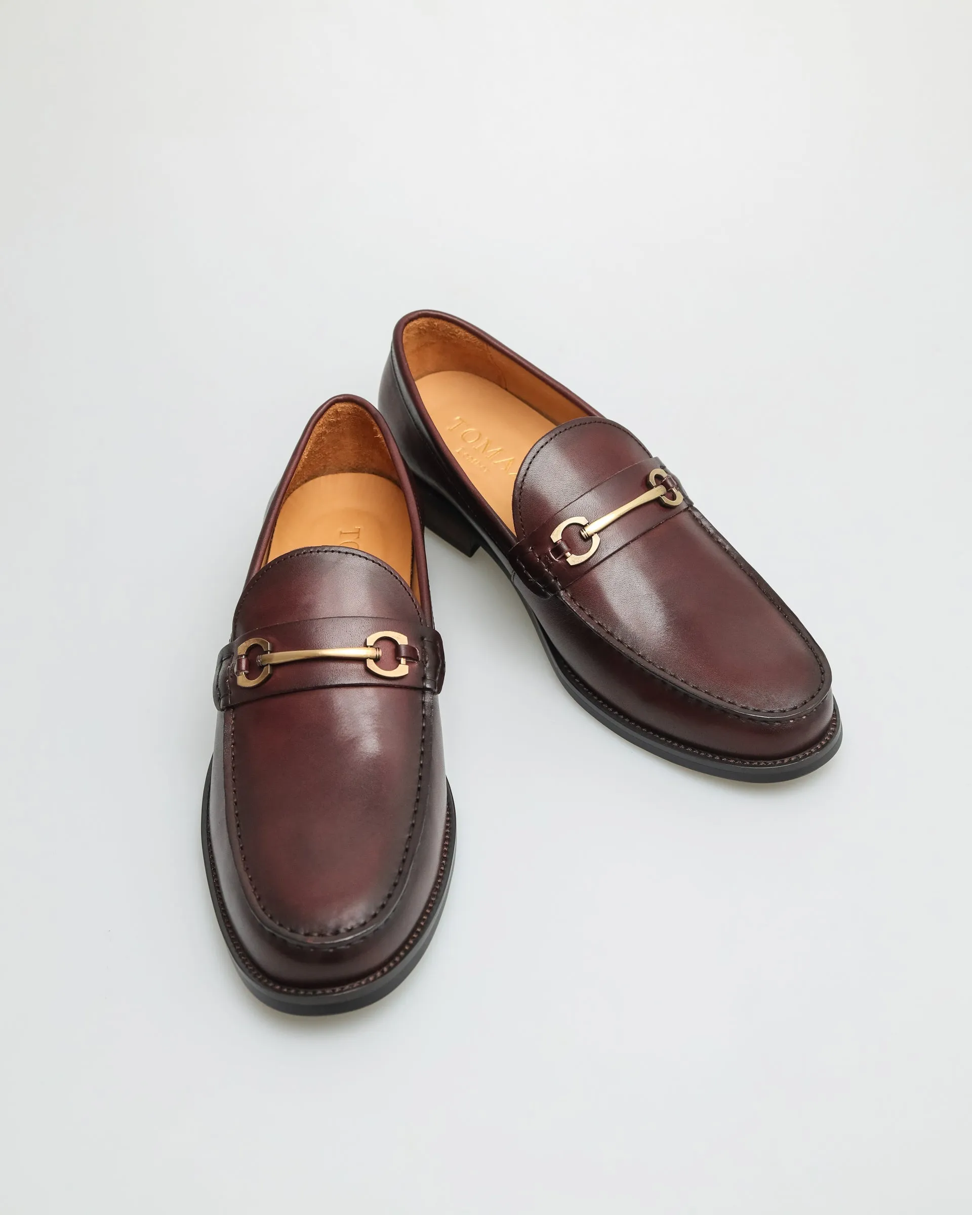 Tomaz F273 Men's Buckle Loafers (Wine)