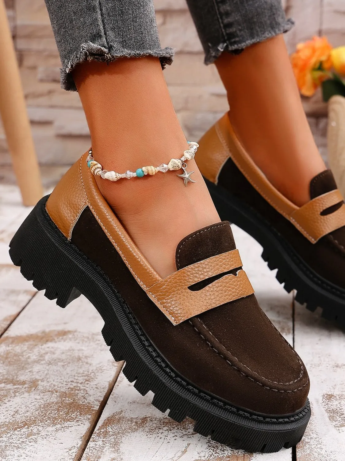 Women's Contrast Suede Platform Loafers