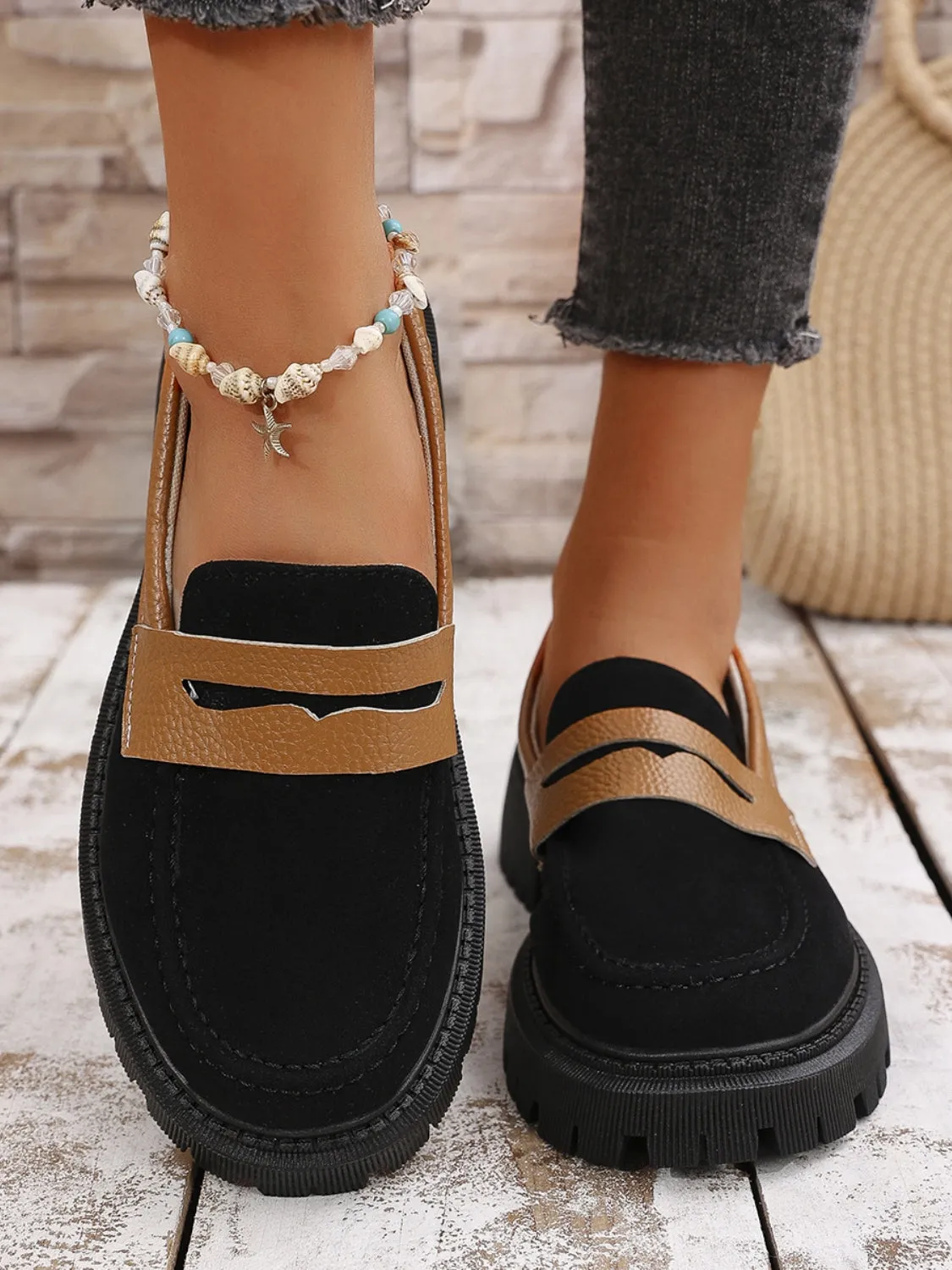 Women's Contrast Suede Platform Loafers